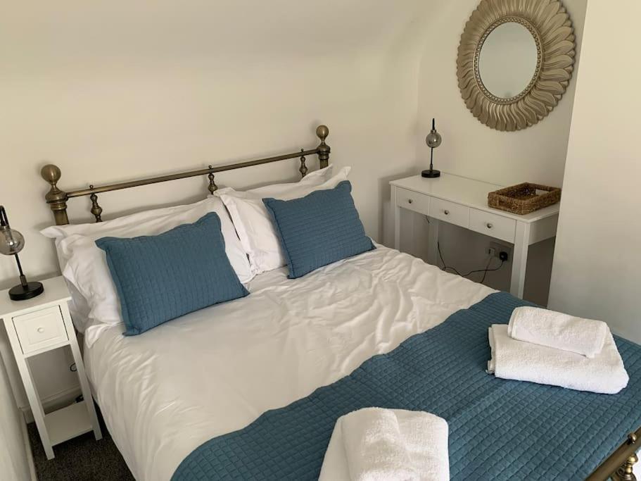 Award Winning Pet Friendly Paddock Cottage Whitby Exterior foto
