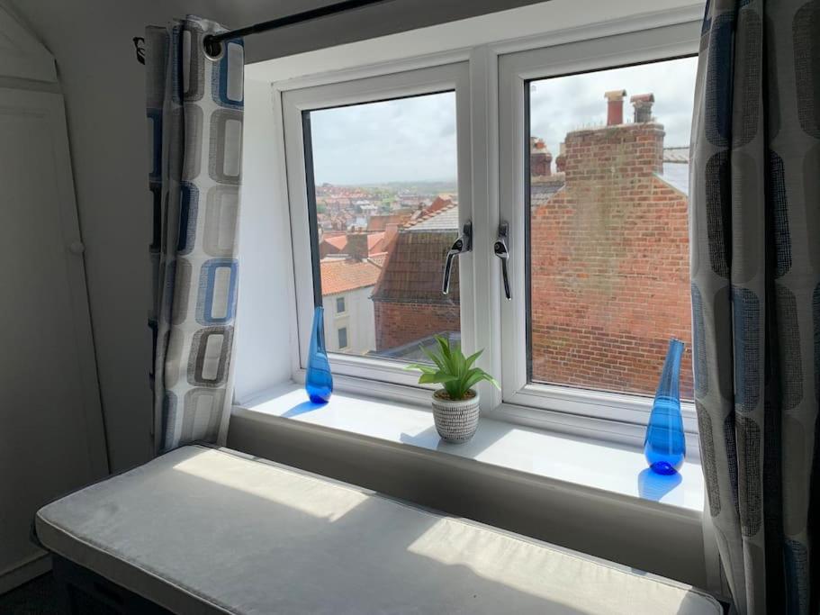 Award Winning Pet Friendly Paddock Cottage Whitby Exterior foto